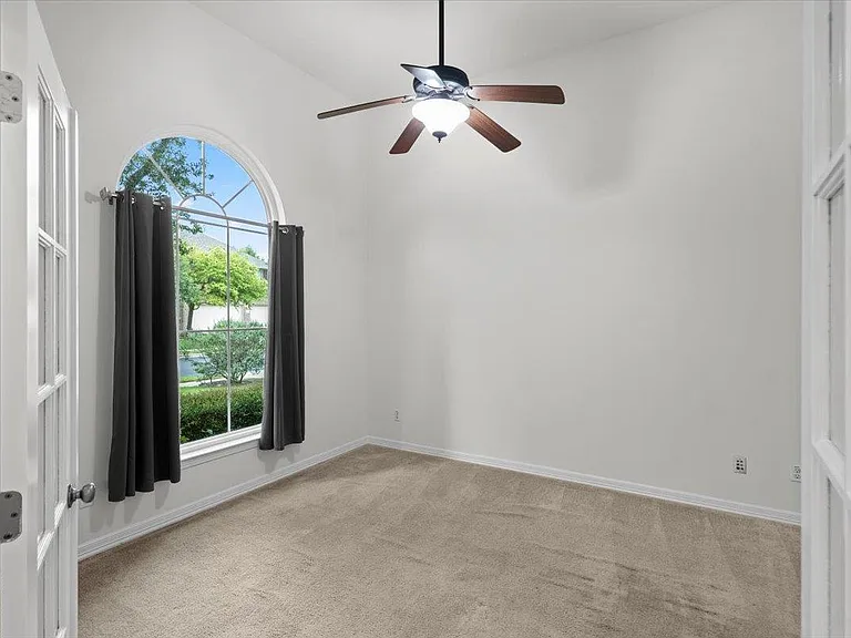 2304 Village View Loop — Photo 21