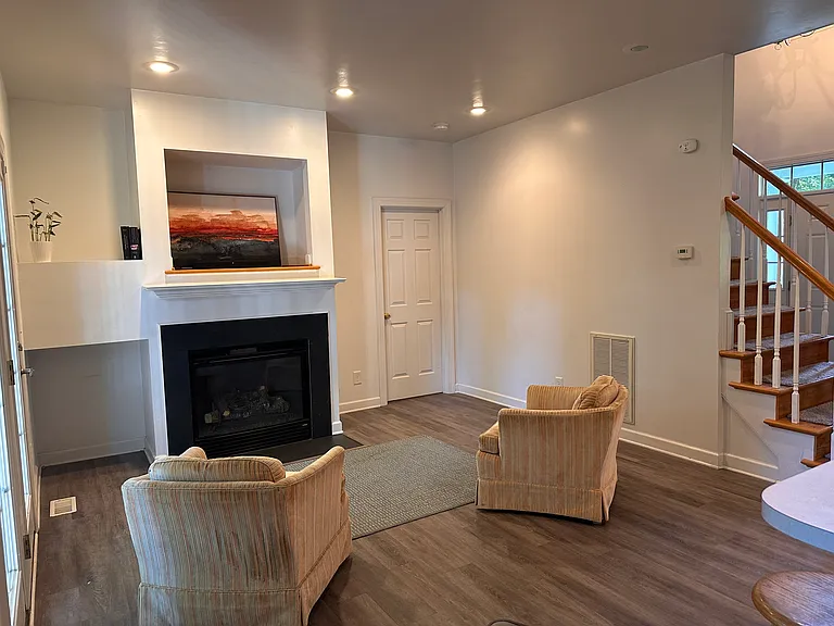 128 Great Gln — Photo 12