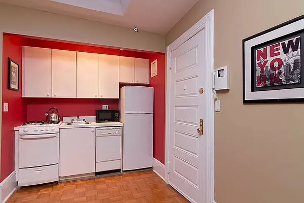 Rented by R New York | media 5