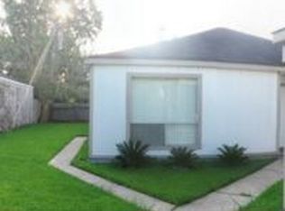 3439 Vineyard Dr, Houston, TX 77082