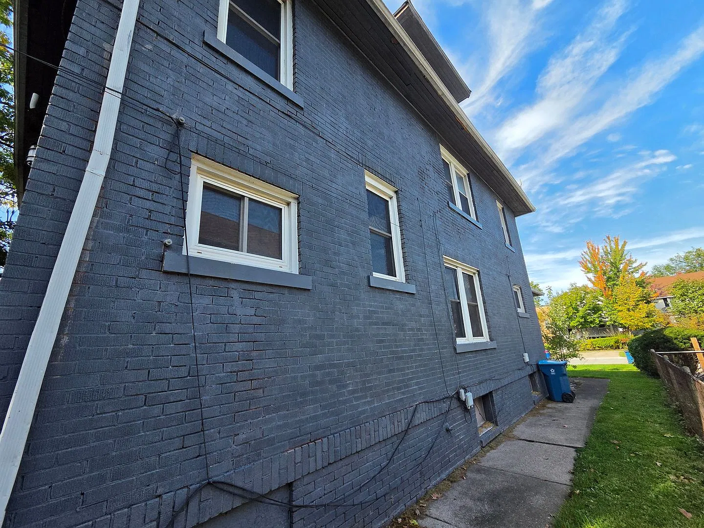 1804 - 1806 E 33rd — Photo 3