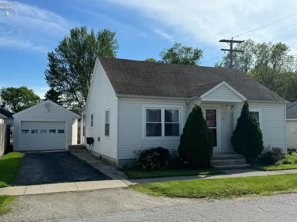 815 Harmon St, Fremont, OH 43420