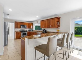 260 E Lakewood Rd, West Palm Beach, FL 33405