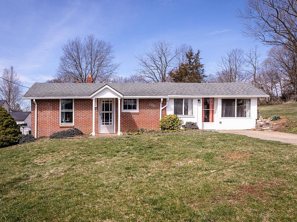 1st image of 1453 Hillside Ave