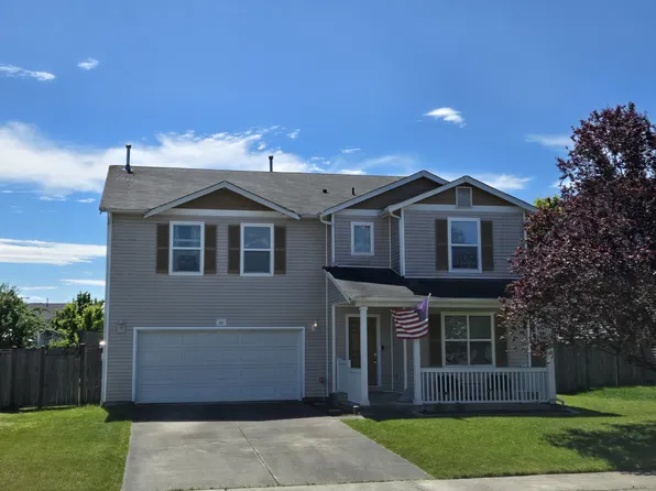 112 Roberts St NE, Orting, WA 98360