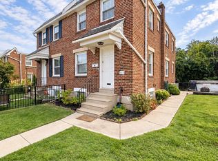 609 Acorn St, Philadelphia, PA 19128
