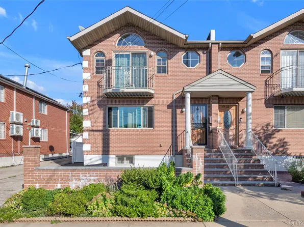 8810 70th Road, Forest Hills, NY 11375
