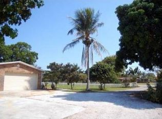 14401 W Palomino Dr, Fort Lauderdale, FL 33330