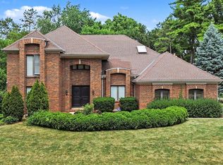 615 E Bailey Rd, Naperville, IL 60565