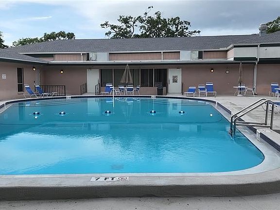 4th image of 2541 Blackwood Cir