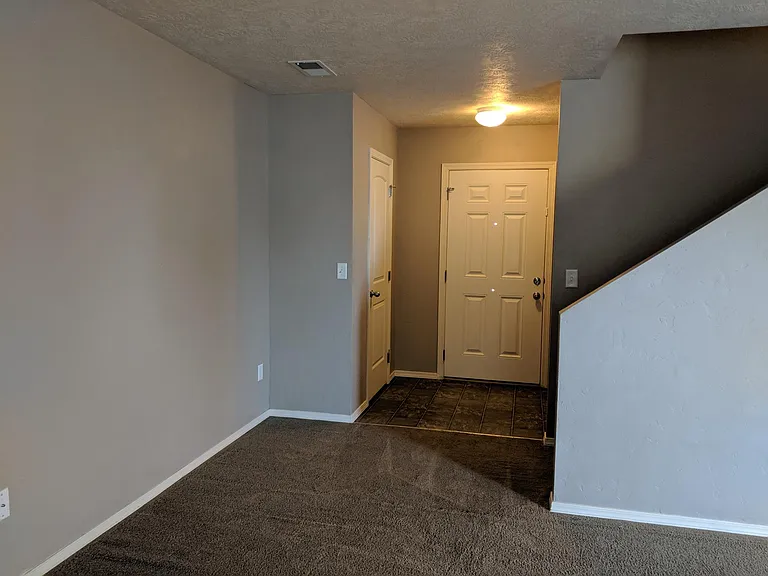 16168 Greenfield Way — Photo 5