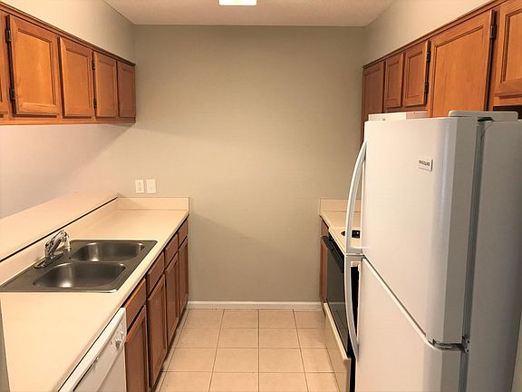 2nd image of 200 Sandestin Ln APT 817