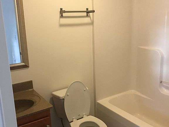 4th image of 1407 N Bouvier St #D