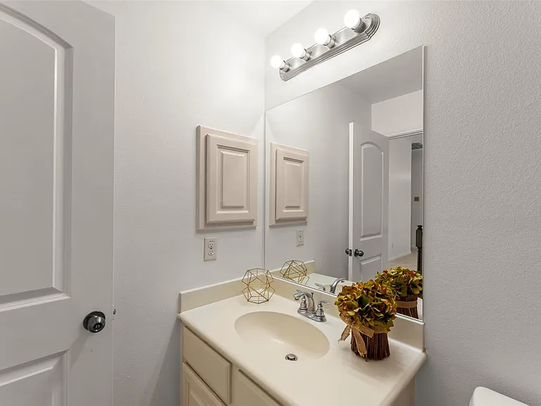 3814 Hunters Gate Ct — Photo 18