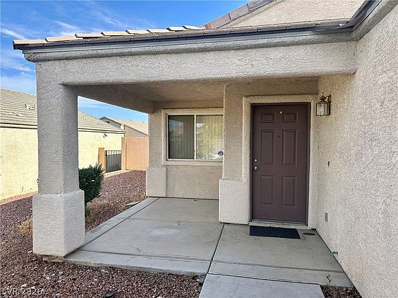 2nd image of 10199 Spider Rock Ave