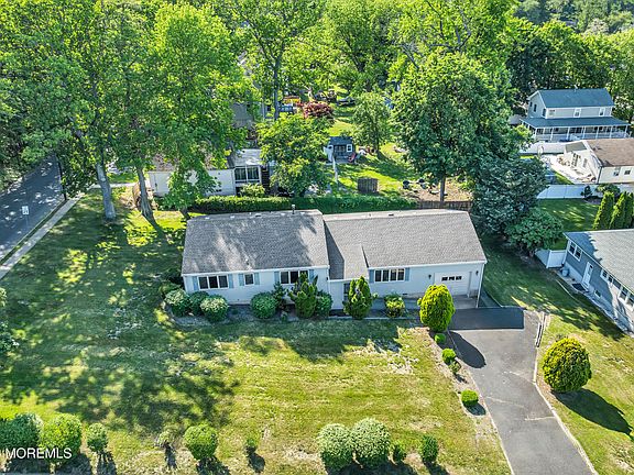 3rd image of 265 1st Avenue