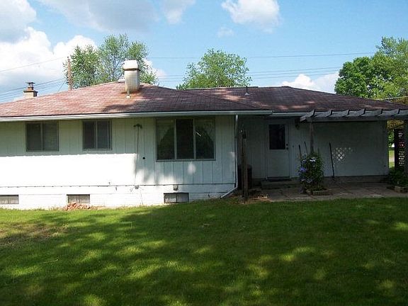 3rd image of 113 Aster Dr
