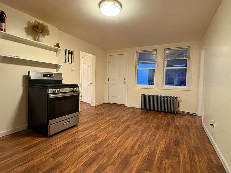 58-60 Temple Street — Photo 13