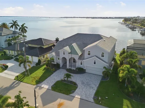 2139 PALM TREE DRIVE, PUNTA GORDA, FL 33950
