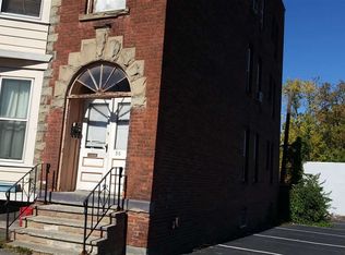 30 Rensselaer St, Troy, NY 12180