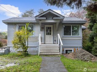 9617 15th Avenue NE, Seattle, WA 98115