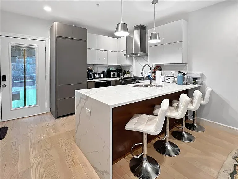 56 Robey St — Photo 6