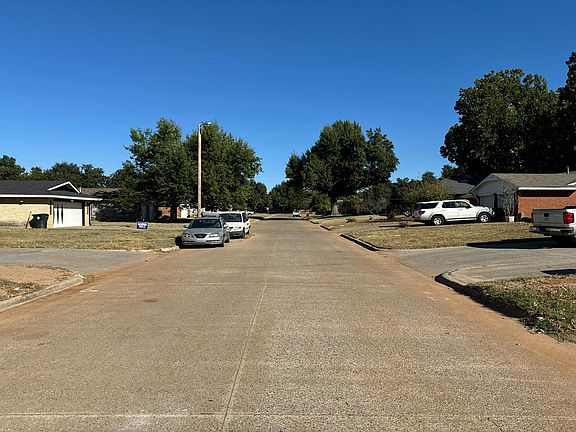 5th image of 7704 NW 20th St