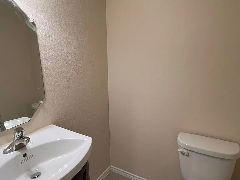 2520 Dante Ct — Photo 12