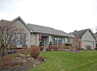 5 Dartmouth Ct, Pittsford, NY 14534