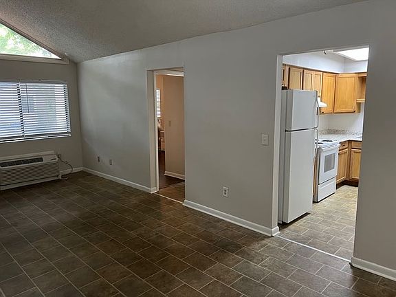 5th image of 8160 San Jose Manor Dr E APT 3