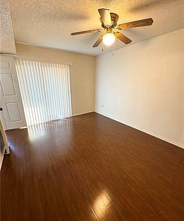 2nd image of 700 Fairfax Dr APT 124