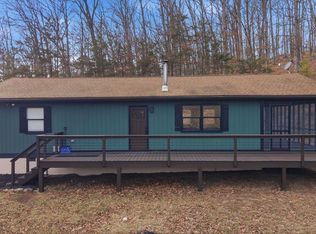 168 Pioneer Trl, Great Cacapon, WV 25422