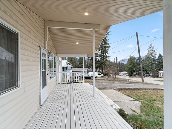 5th image of 2805 Caen Rd