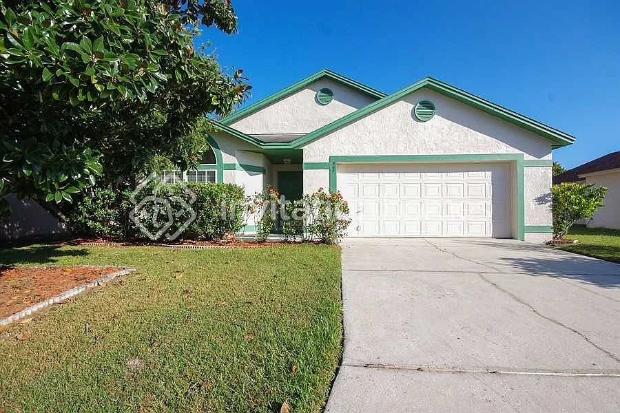 447 Emerald Cove Loop