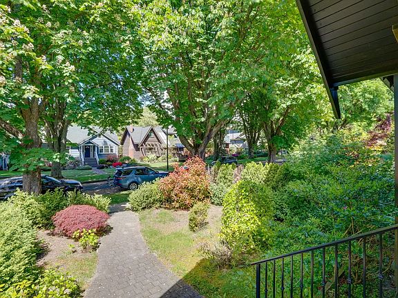 2nd image of 3930 W 23rd Ave