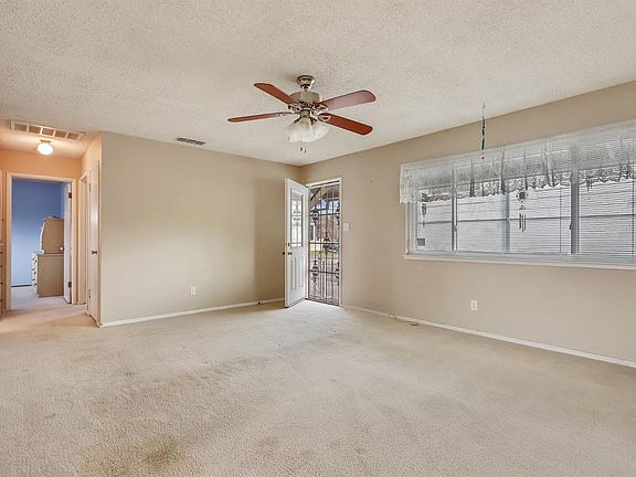 3rd image of 8046 S Ash St