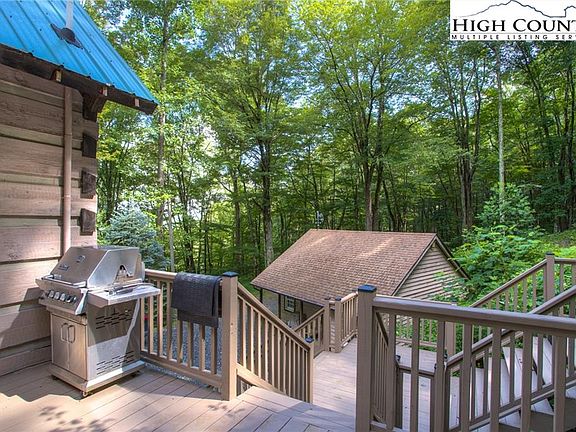 4th image of 431 Leslie Ln
