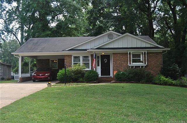 1st image of 428 Julia Ave