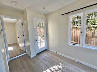407 Alameda Padre Serra APT B, Santa Barbara, CA 93103