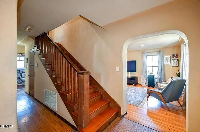 2021 Meridian Ave — Photo 2