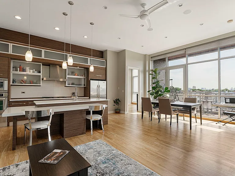 2408 W Rice St #403 — Photo 7