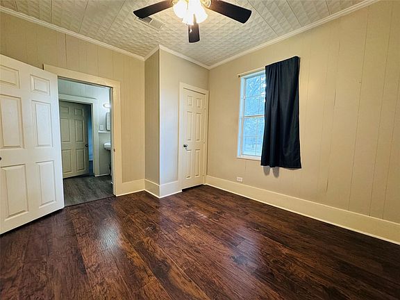 5th image of 803 Burch St
