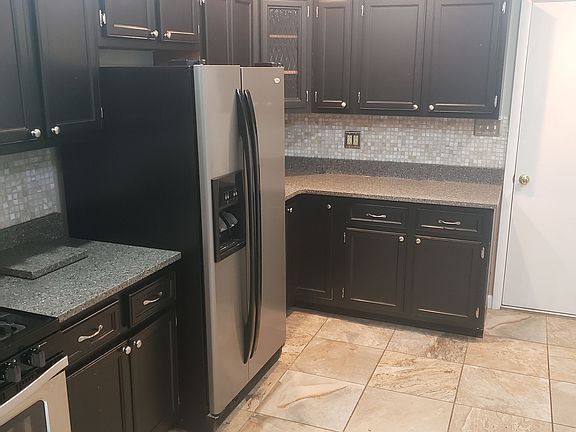 4th image of 350 Imus Dr