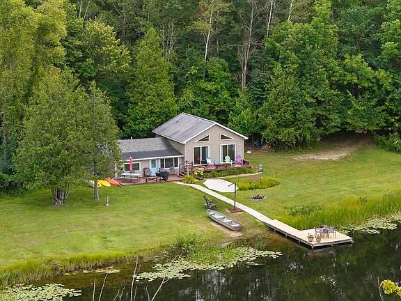 2nd image of 9215 Resort Dr