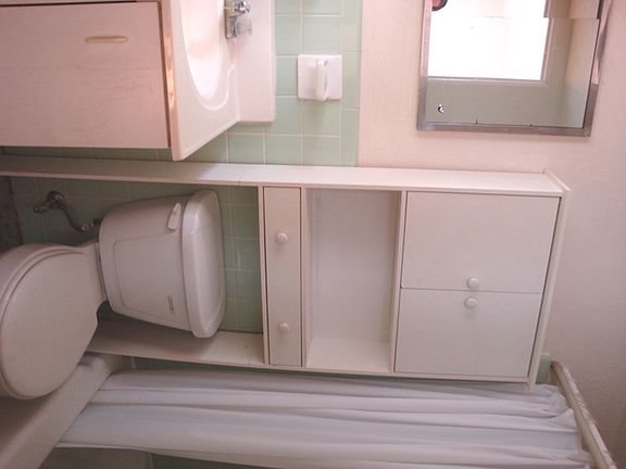 4th image of 3601 Holly Hills Blvd APT 1