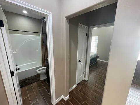Elkhorn Dr — Photo 8