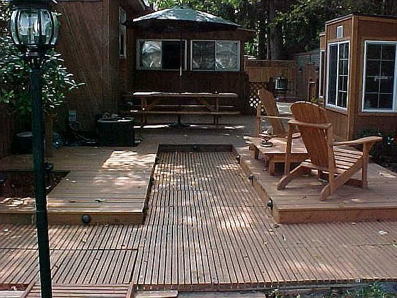 1500 sq ft of decking