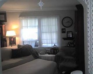 4th image of 632 S Bristol Ln