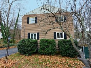585 Washington St, Franklin, MA 02038
