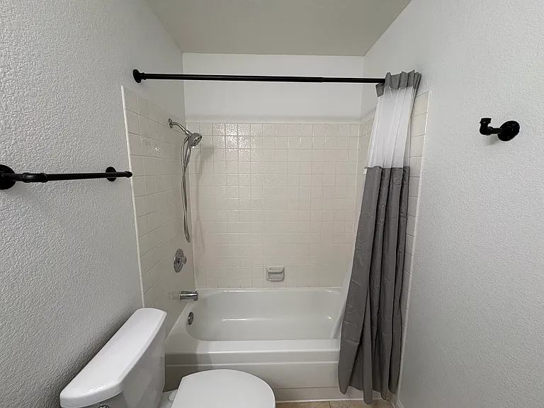 3483 Laird St — Photo 30